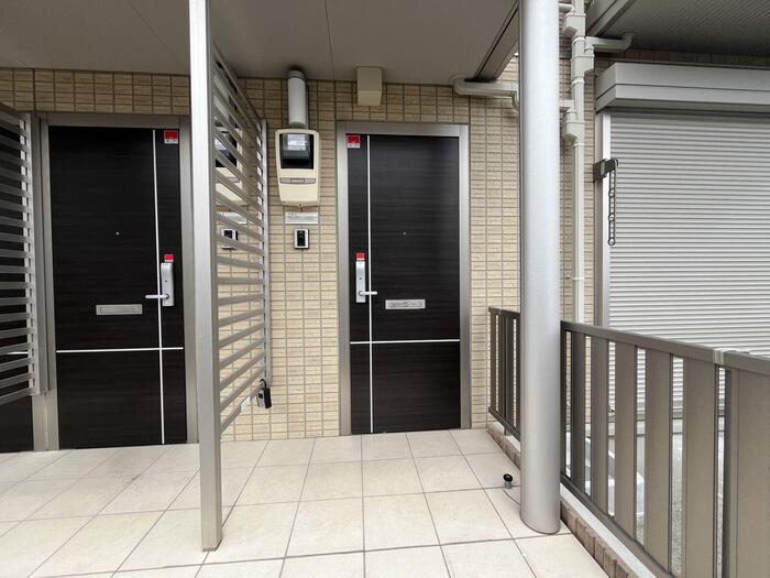 18/19 エントランス