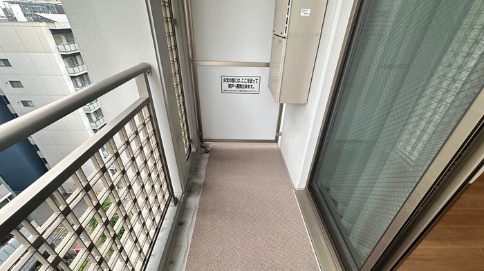 18/20 バルコニー