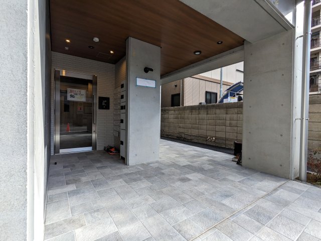 29/30 エントランス