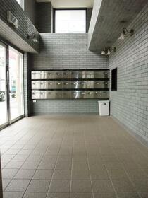 15/15 エントランス