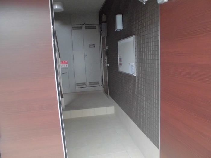 9/11 エントランス