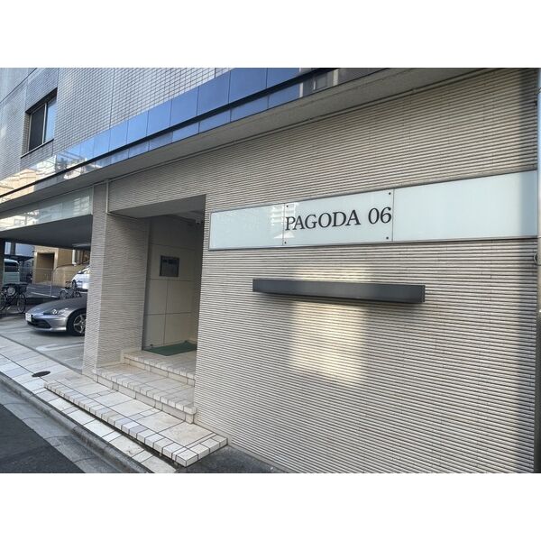 19/19 エントランス