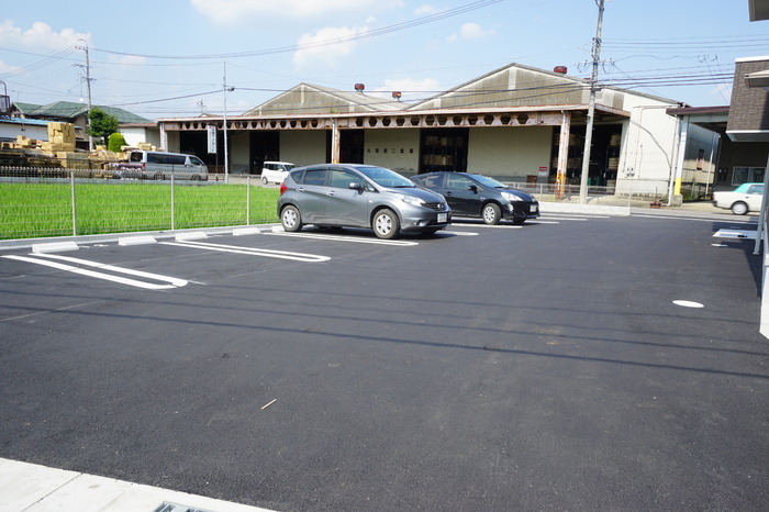 2/4 駐車場