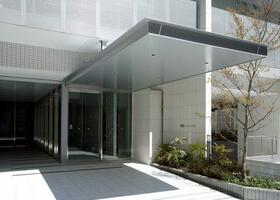 15/15 エントランス