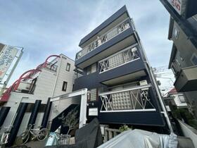 16/16 エントランス