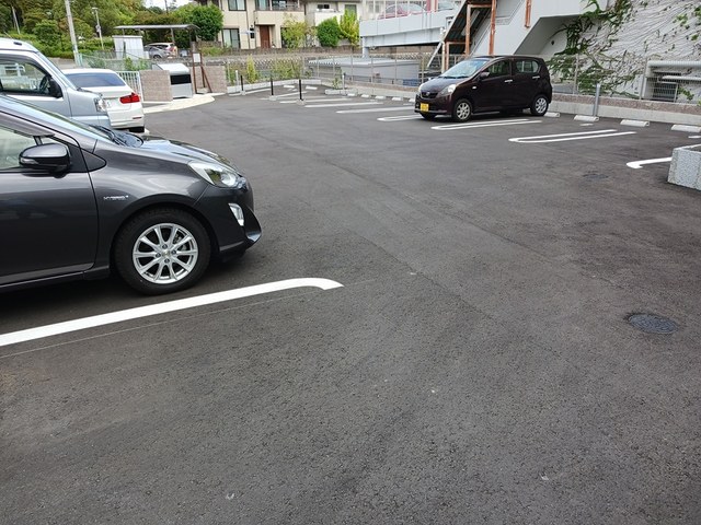 14/20 駐車場
