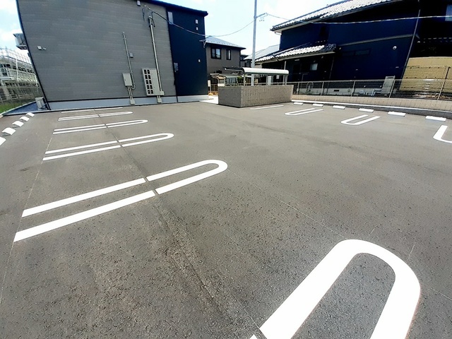 14/20 駐車場