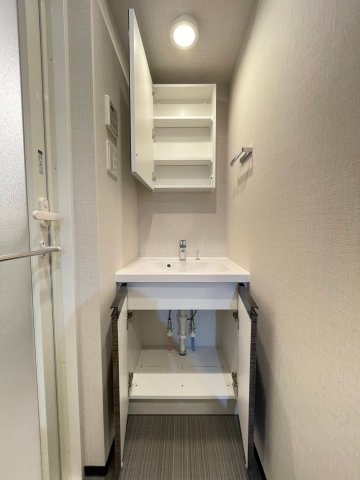 23/30 洗面