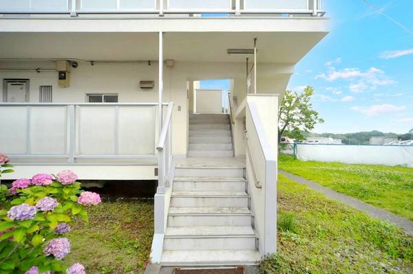 14/15 エントランス