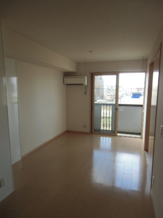 3/13 リビング/ダイニング