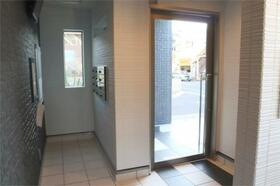 3/4 エントランス