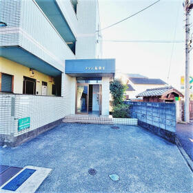 16/25 エントランス