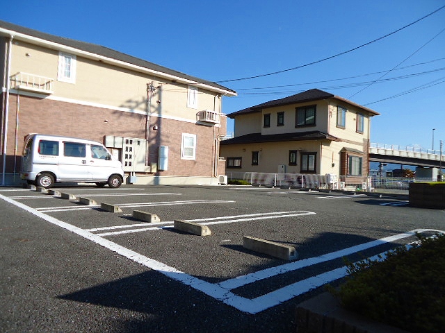 14/20 駐車場