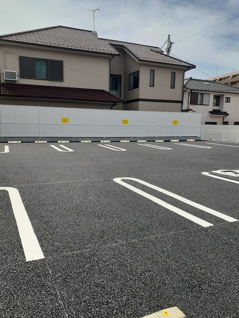 14/20 駐車場