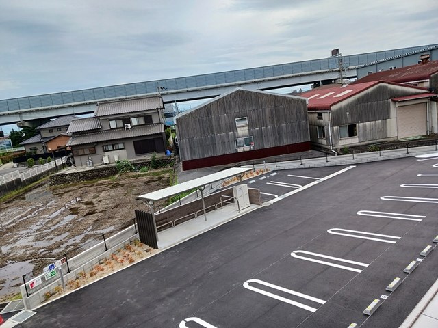14/20 駐車場