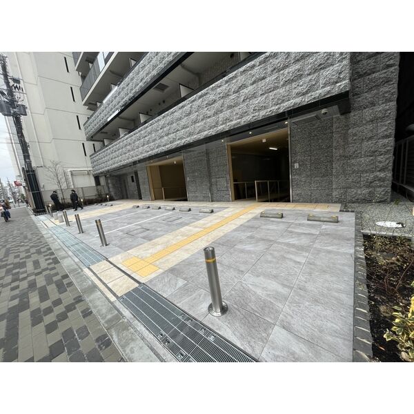 20/27 駐車場