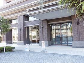 3/3 エントランス