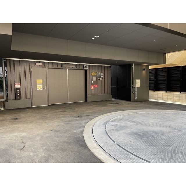 22/30 駐車場