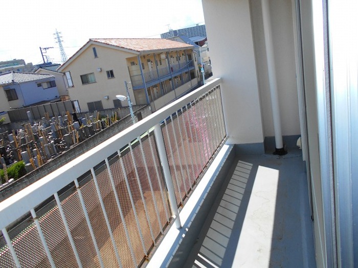 16/20 バルコニー