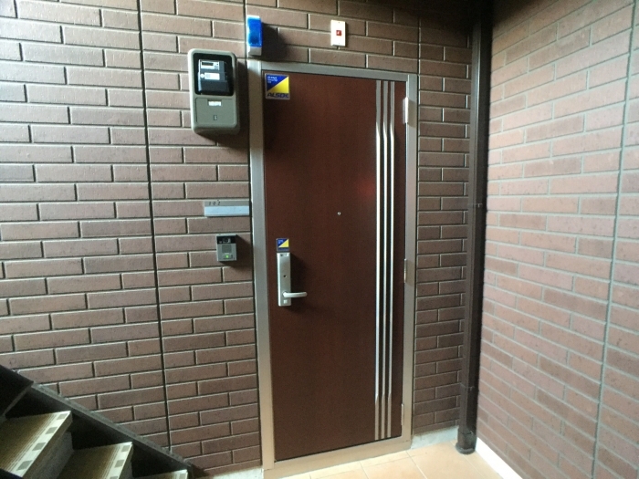 19/29 エントランス