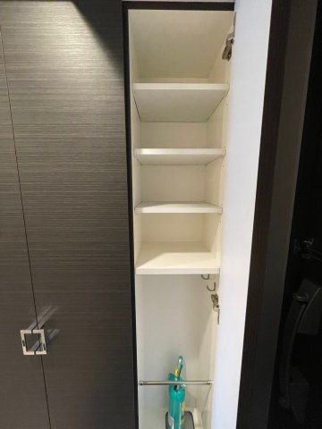 16/30 玄関