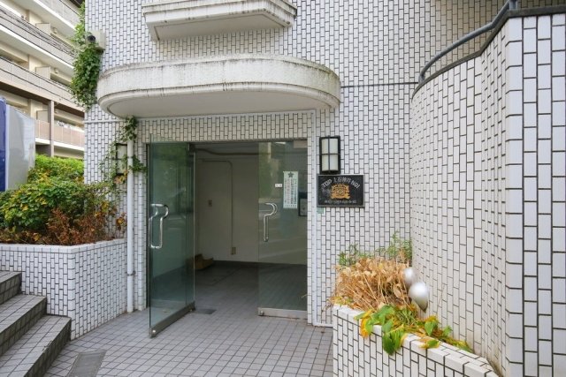 19/21 エントランス