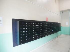 2/2 エントランス