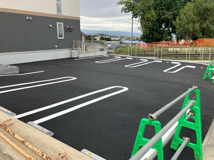 18/21 駐車場