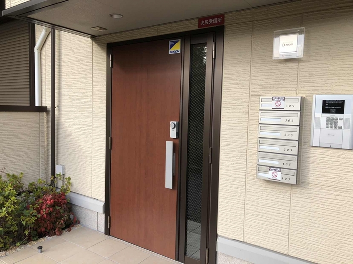 14/16 エントランス