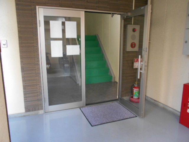 2/10 エントランス