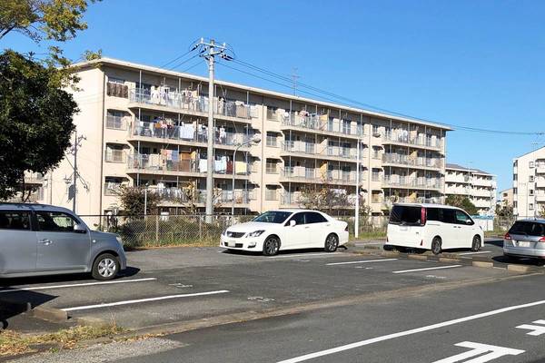 15/16 駐車場