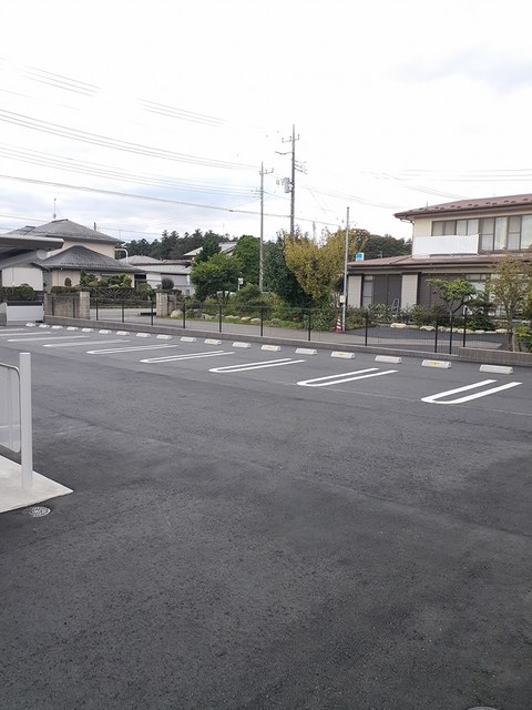 14/20 駐車場
