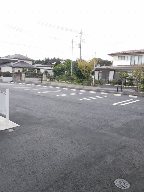 14/20 駐車場