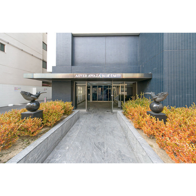 26/30 エントランス