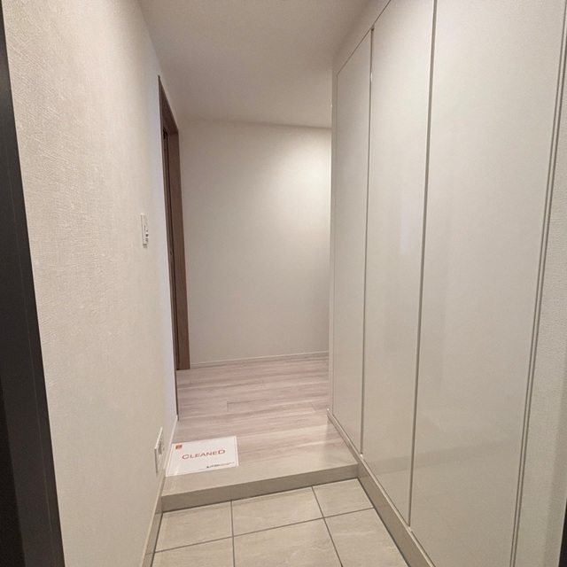 19/29 玄関