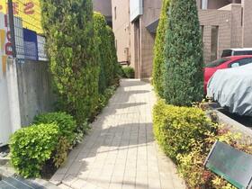 15/16 エントランス