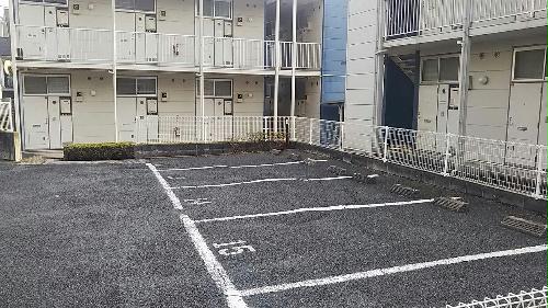 14/23 駐車場