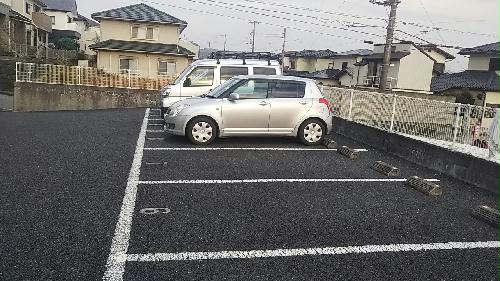 14/23 駐車場