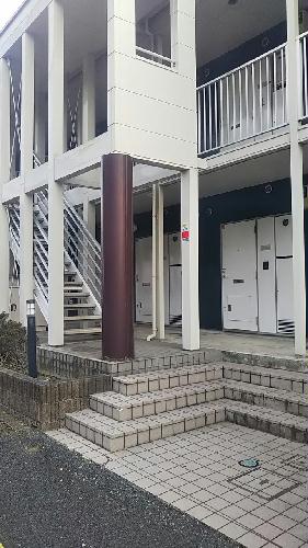 13/23 エントランス