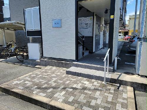 2/8 エントランス