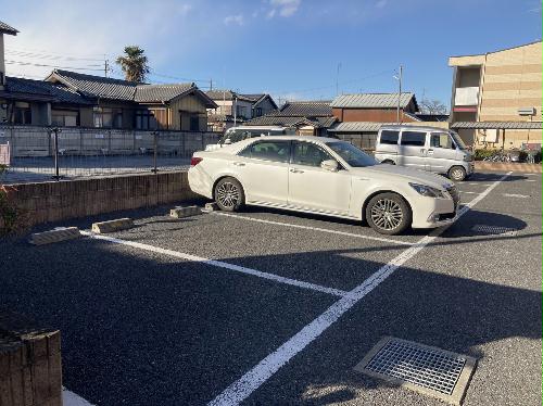 2/2 駐車場