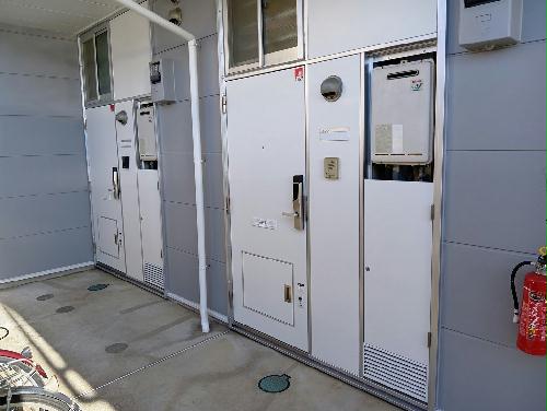 14/14 エントランス