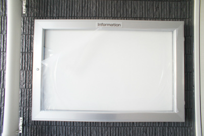 23/24 エントランス