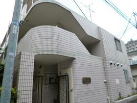 16/16 エントランス