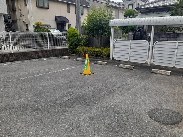 14/20 駐車場