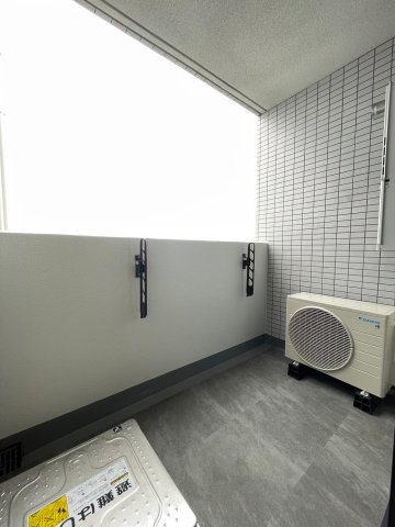 25/30 バルコニー