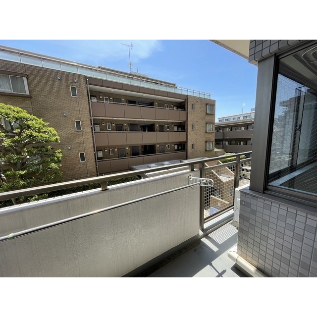 13/19 バルコニー