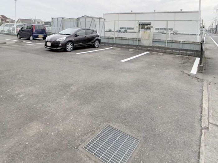 16/19 駐車場