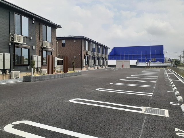 14/20 駐車場