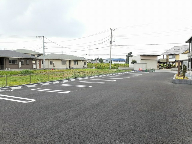 2/8 駐車場
